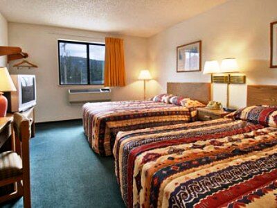 Super 8 By Wyndham Williams Lake Bc Room photo
